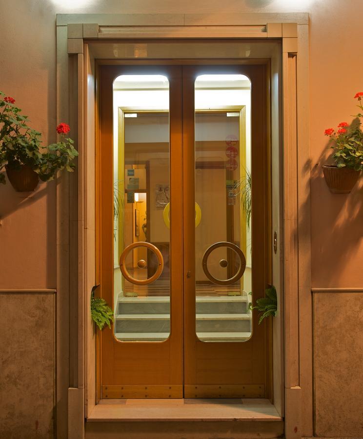 Hotel Ideale أورتونا المظهر الخارجي الصورة